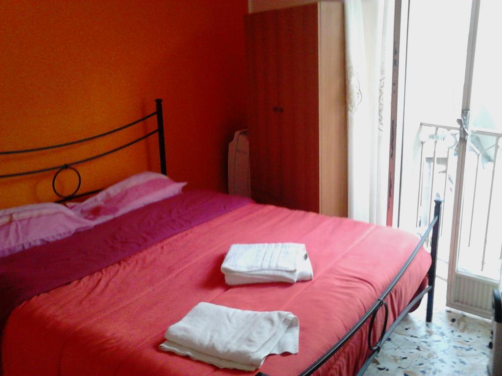 Il Porticciolo Apartment Giardini Naxos Exteriör bild